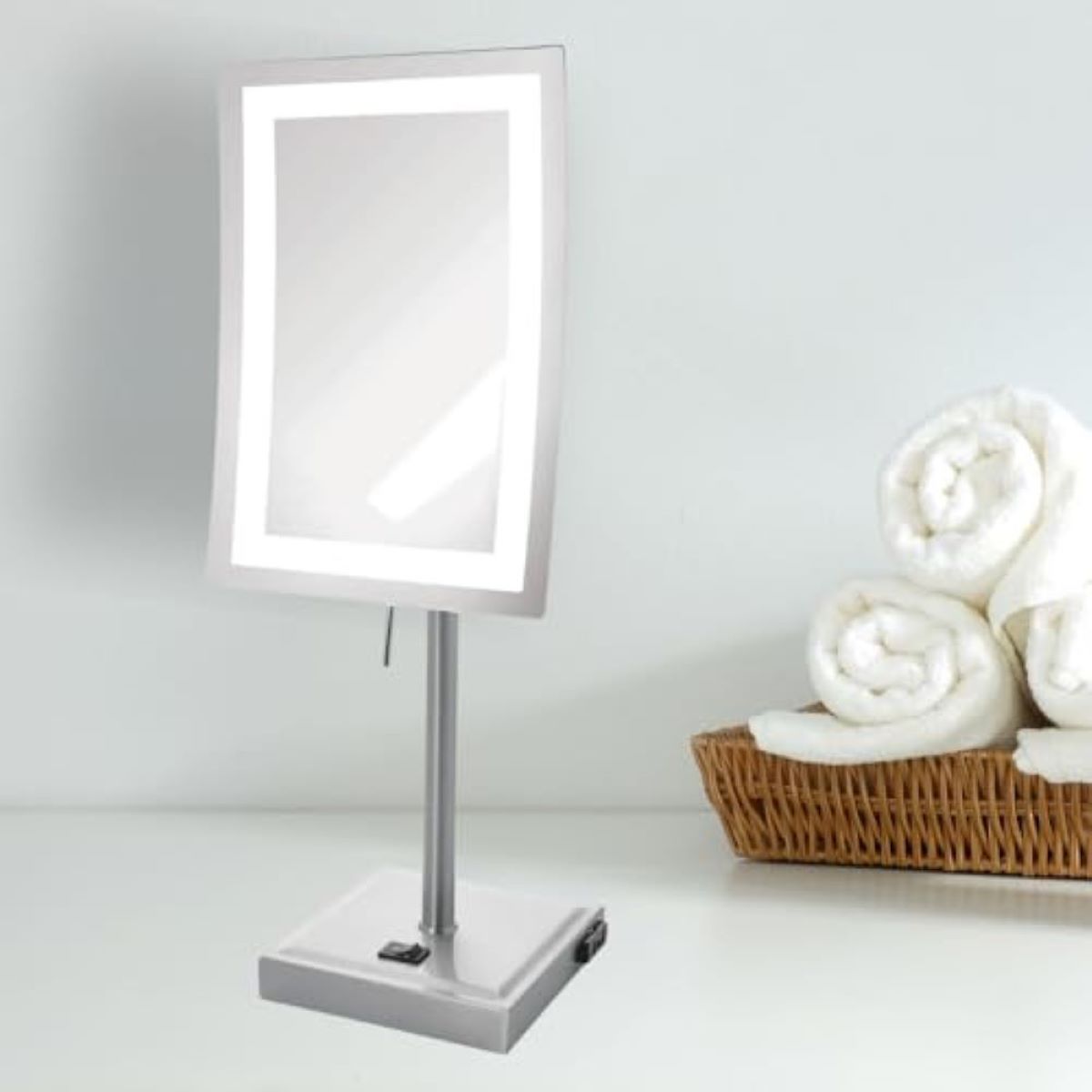 Jerdon JRT710CLD Make-up Spiegel – 6,5 X 9 Zoll, Wandmontiert, Verchromt, Beleuchtet